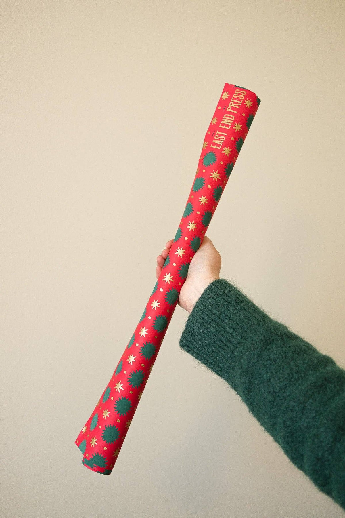 Festive Gift Wrap: Ruby Stars