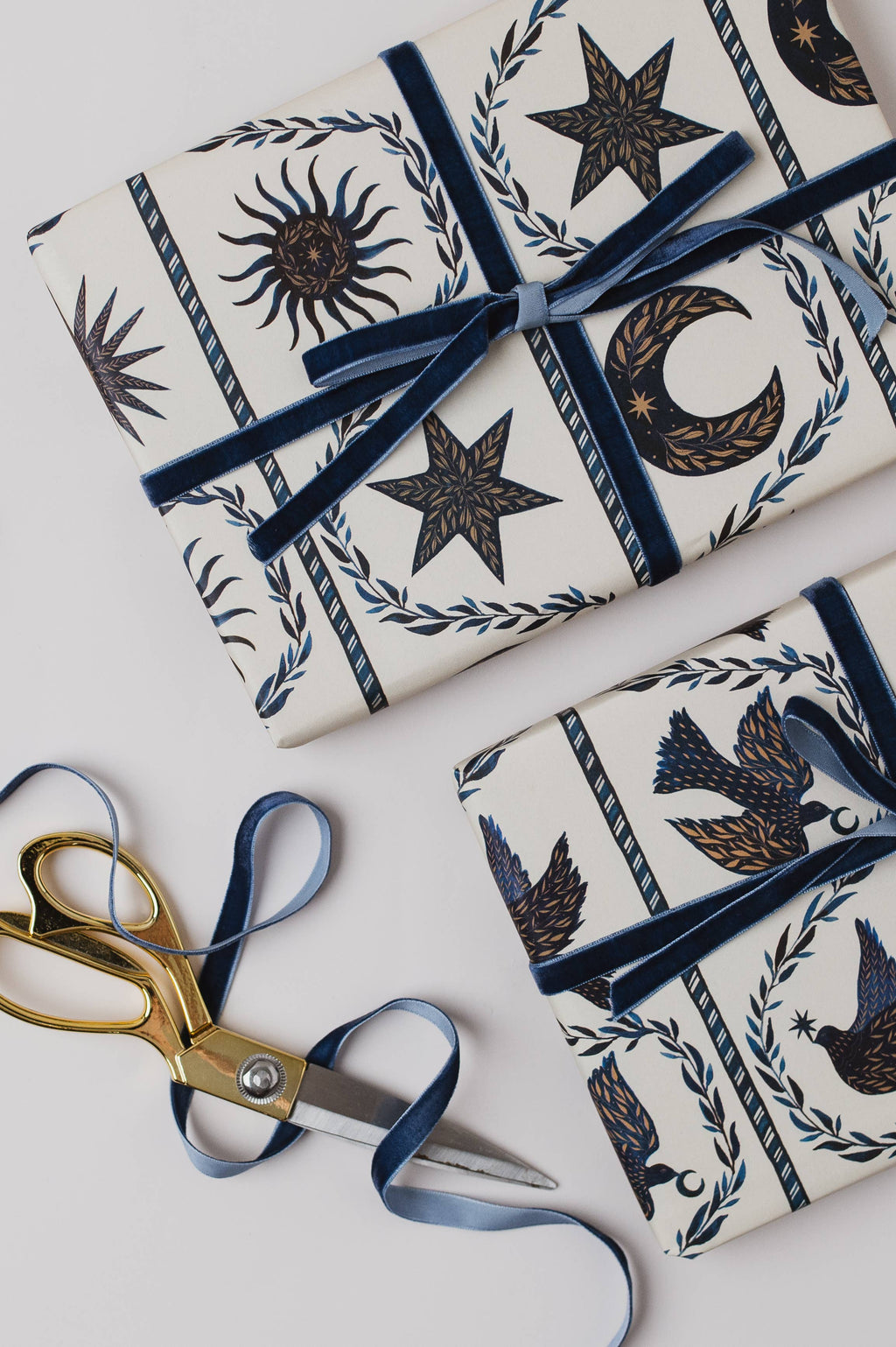 Dove Stars Christmas Botanical Luxury Gift Wrap Papers