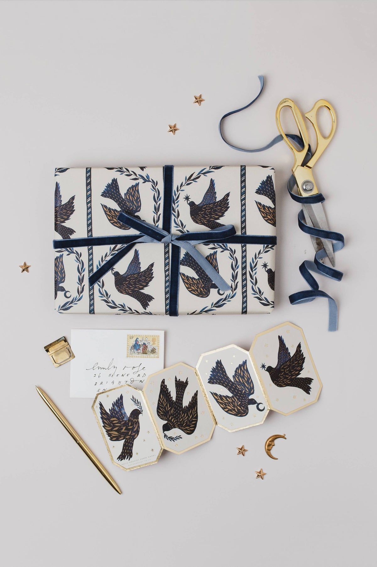 Dove Stars Christmas Botanical Luxury Gift Wrap Papers