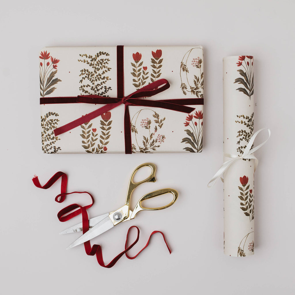 Red Floral Botanical Luxury Gift Wrap Christmas Papers